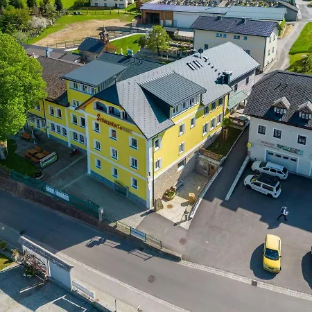 Schmankerlwirt - Rosensuite Vorderweissenbach